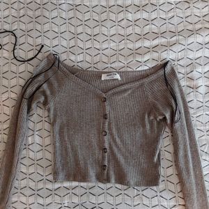Long sleeve crop top